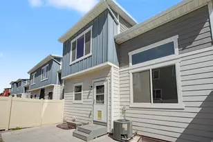 7109 N Mountain Field Dr, Eagle Mountain, UT 84005 - Photo 20