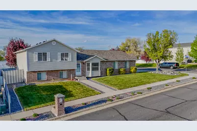 3004 W 4650 S, Roy, UT 84067 - Photo 2