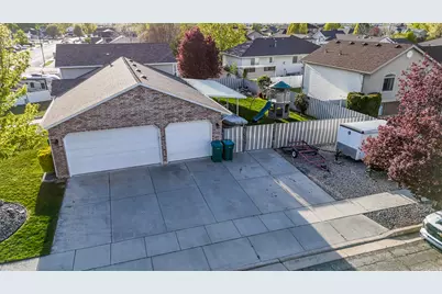 3004 W 4650 S, Roy, UT 84067 - Photo 4