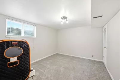 215 Carol Way, Midvale, UT 84047 - Photo 22