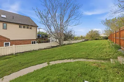 2273 E 2700 S, Salt Lake City, UT 84109 - Photo 32