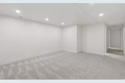 8570 S 440 E, Sandy, UT 84070 - Photo 16