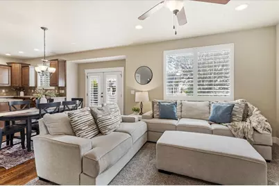 1873 W 800 N, Farmington, UT 84025 - Photo 4