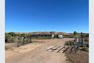 240 E Horseshoe Bend Rd, Vernal, UT 84078 - Photo 2