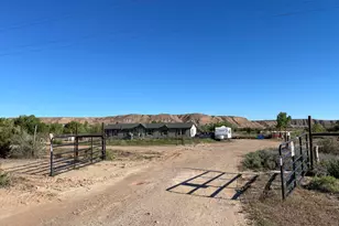 240 E Horseshoe Bend Rd, Vernal, UT 84078 - Photo 2