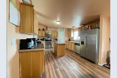 240 E Horseshoe Bend Rd, Vernal, UT 84078 - Photo 4