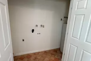 47 W 600 N, Vernal, UT 84078 - Photo 8