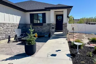 1116 N 610 W, Price, UT 84501 - Photo 2