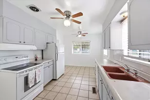676 S 500 W, Provo, UT 84601 - Photo 16
