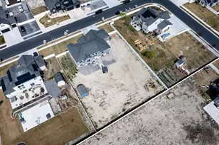 206 E Mount Emmons Dr, Eagle Mountain, UT 84005 - Photo 52