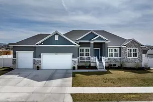 206 E Mount Emmons Dr, Eagle Mountain, UT 84005 - Photo 38