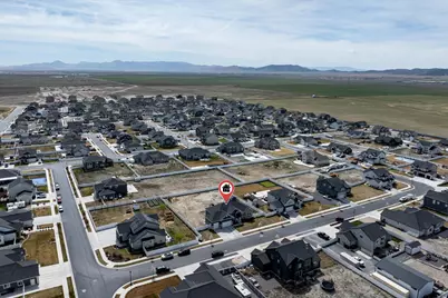 206 E Mount Emmons Dr #1438, Eagle Mountain, UT 84005 - Photo 54