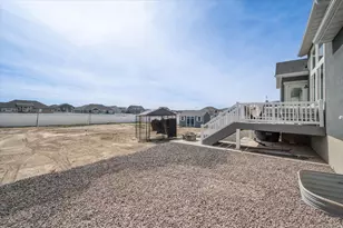 206 E Mount Emmons Dr, Eagle Mountain, UT 84005 - Photo 48