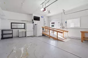 9489 S Kirkside Dr, South Jordan, UT 84009 - Photo 40