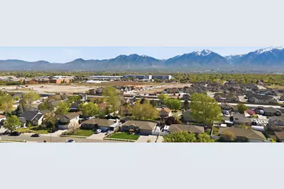 9489 S Kirkside Dr, South Jordan, UT 84009 - Photo 54