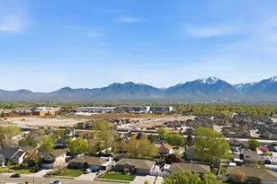 9489 S Kirkside Dr, South Jordan, UT 84009 - Photo 54