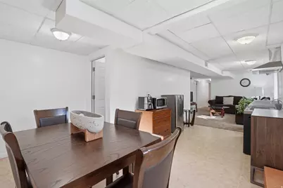 9489 S Kirkside Dr, South Jordan, UT 84009 - Photo 26