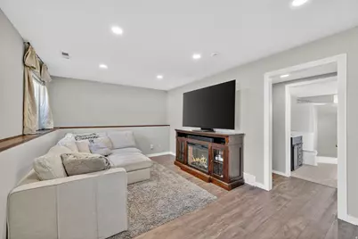 634 N 1300 W, Clinton, UT 84015 - Photo 16