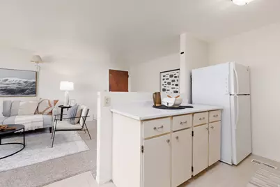 4005 S 300 E #26, Murray, UT 84107 - Photo 6