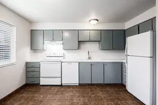 2651 E 2100 S, Salt Lake City, UT 84109 - Photo 6