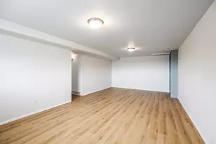 2651 E 2100 S, Salt Lake City, UT 84109 - Photo 14