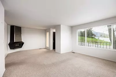 2651 E 2100 S, Salt Lake City, UT 84109 - Photo 2