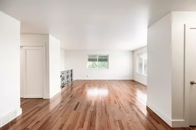 2025 S Broadmoor St, Salt Lake City, UT 84108 - Photo 4