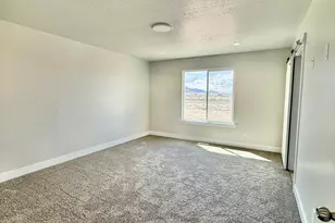 2348 E Sego Lily Dr, Eagle Mountain, UT 84005 - Photo 6