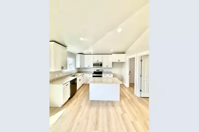 2348 E Sego Lily Dr #502, Eagle Mountain, UT 84005 - Photo 4