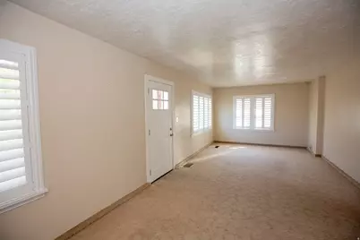 225 N 200 E, Tremonton, UT 84337 - Photo 6