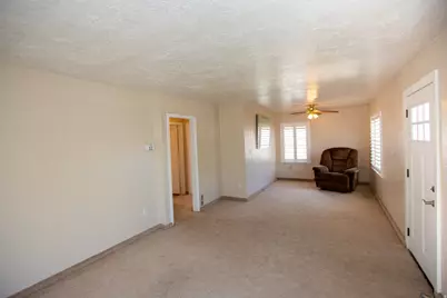 225 N 200 E, Tremonton, UT 84337 - Photo 8