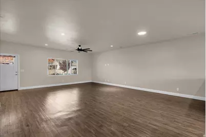 157 W 200 S, Ivins, UT 84738 - Photo 14