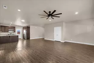 157 W 200 S, Ivins, UT 84738 - Photo 16