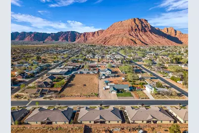 157 W 200 S, Ivins, UT 84738 - Photo 12