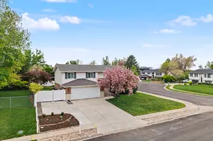 523 Mountain Rd, Centerville, UT 84014 - Photo 28