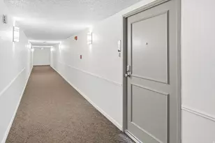 241 N Vine St, Salt Lake City, UT 84103 - Photo 8