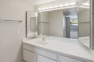 241 N Vine St, Salt Lake City, UT 84103 - Photo 30