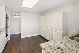 241 N Vine St, Salt Lake City, UT 84103 - Photo 18
