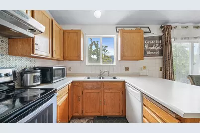 2971 S Tolman Crest Way, West Valley, UT 84119 - Photo 8