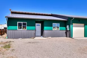 69 N Mt Peale Dr, Moab, UT 84532 - Photo 22