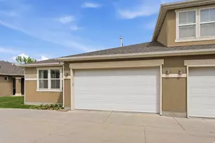 897 Halstead Dr, North Salt Lake, UT 84054 - Photo 22