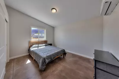 71 N Mount Peale Dr, Moab, UT 84532 - Photo 10