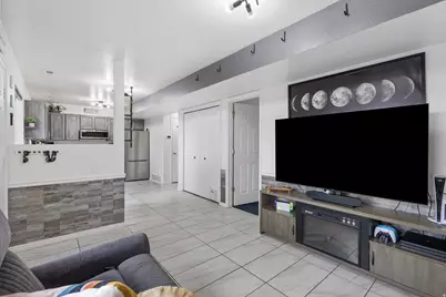 164 N 400 W #10, Provo, UT 84601 - Photo 6