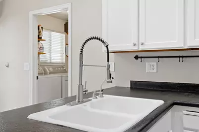 7745 S 5080 W, West Jordan, UT 84081 - Photo 12