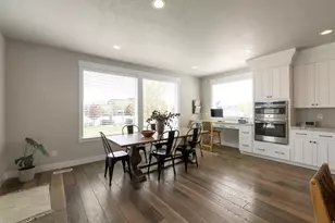 2461 W 700 N, Lehi, UT 84043 - Photo 8