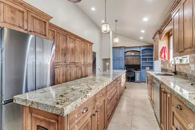 120 Deseret Cir, Grantsville, UT 84029 - Photo 2