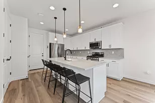 6632 S Glade Creek Dr W, West Jordan, UT 84081 - Photo 4