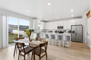 2503 N Velvet Moon Dr, Saratoga Springs, UT 84045 - Photo 10