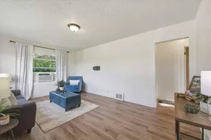 270 E 400 N, Bountiful, UT 84010 - Photo 10