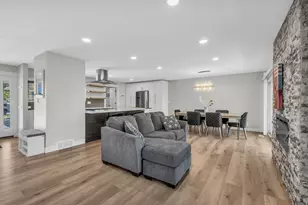 1893 E Lincoln Ln, Holladay, UT 84124 - Photo 4